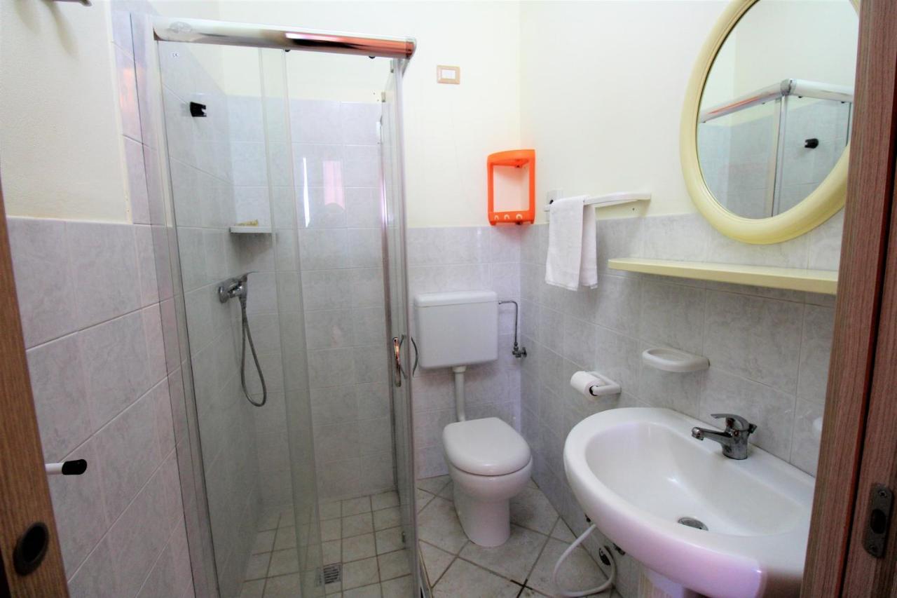 B&B Scoglio Di Pirro Climatizzato A 150 M Dalle Spiagge Salentine ตอร์เร ซาน จิโอวานนิ อูเจนโต ภายนอก รูปภาพ